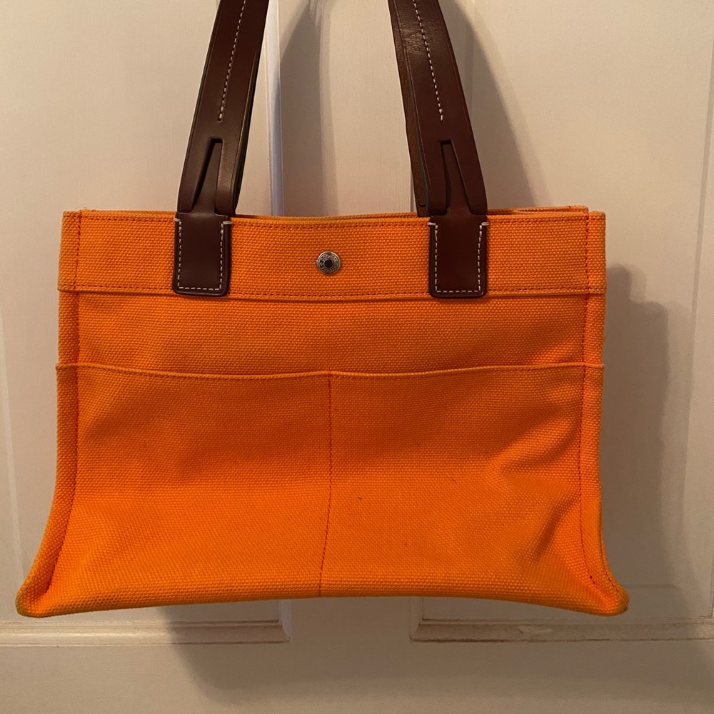 Dooney & Bourke handbag
